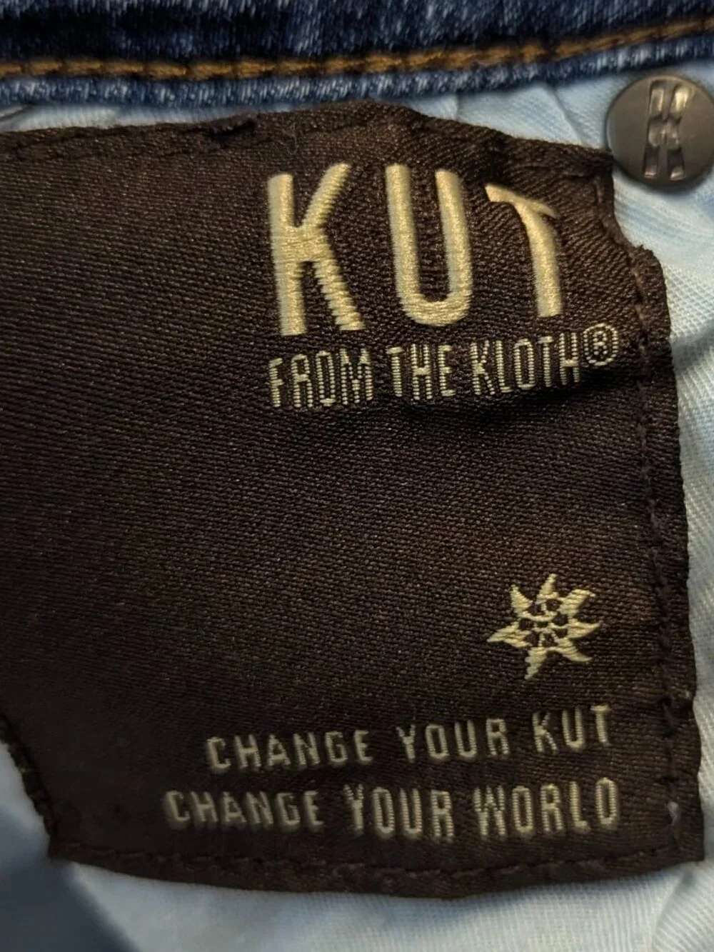 Kut From The Cloth Size 2 High Rise Boyfriend Short Medium Vintage Wash